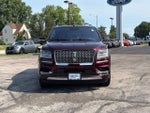 2018 Navigator Thumbnail 8