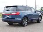 2019 Navigator Thumbnail 5