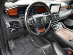 2019 Navigator Thumbnail 11