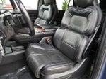 2019 Navigator Thumbnail 13