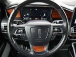 2019 Navigator Thumbnail 18