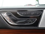 2019 Navigator Thumbnail 25