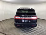 2019 Navigator Thumbnail 3