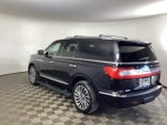 2019 Navigator Thumbnail 4