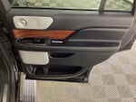2019 Navigator Thumbnail 12