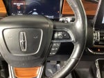 2019 Navigator Thumbnail 20