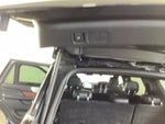 2019 Navigator Thumbnail 34