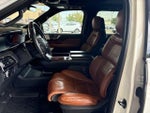 2020 Navigator Thumbnail 4