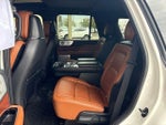 2020 Navigator Thumbnail 5