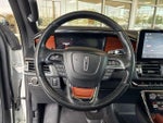 2020 Navigator Thumbnail 8
