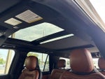 2020 Navigator Thumbnail 24