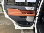 2020 Navigator Thumbnail 27
