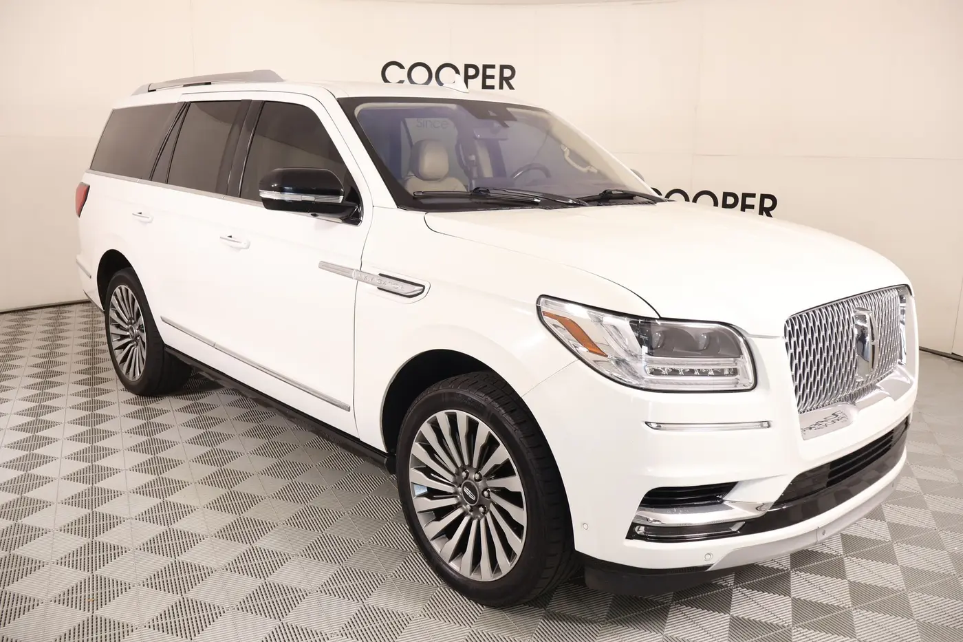 2020 Lincoln Navigator