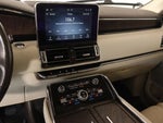 2020 Navigator Thumbnail 5