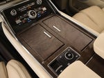 2020 Navigator Thumbnail 9