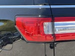 2021 Navigator Thumbnail 9