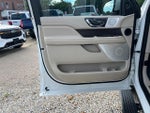 2021 Navigator Thumbnail 12