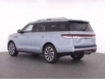 2022 Navigator Thumbnail 3