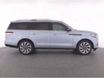 2022 Navigator Thumbnail 8