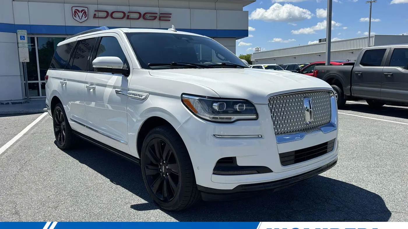 Preowned 2022 Lincoln Navigator Reserve for Sale