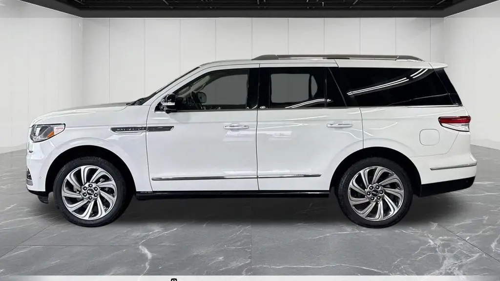 2022 Lincoln Navigator Reserve
