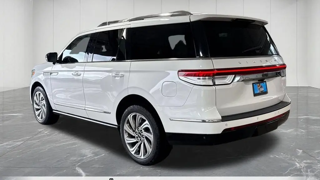 2022 Lincoln Navigator Reserve