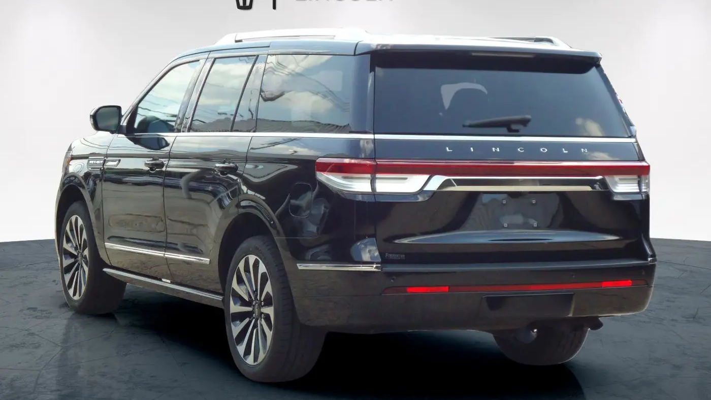 2022 Lincoln Navigator Reserve