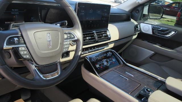 2022 Lincoln Navigator Reserve