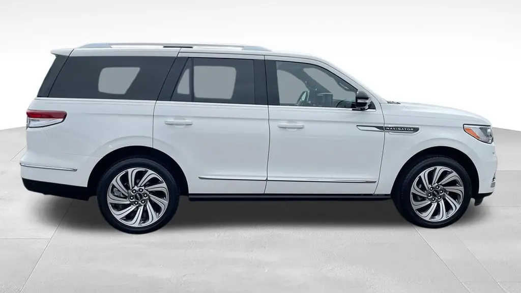 2022 Lincoln Navigator Reserve