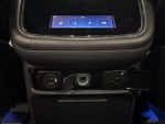 2023 Navigator Thumbnail 30