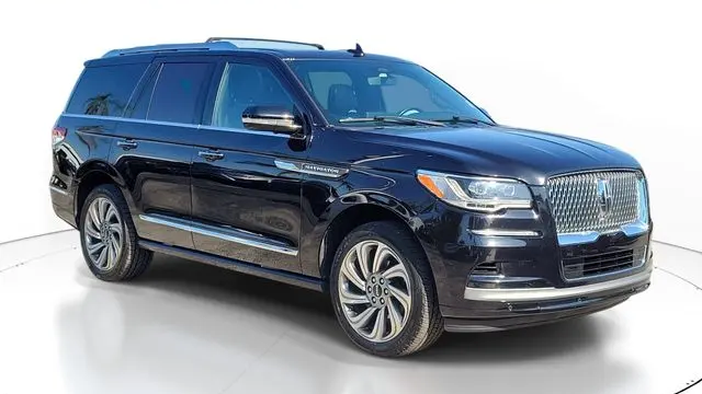 Preowned 2022 Lincoln Navigator Standard for Sale