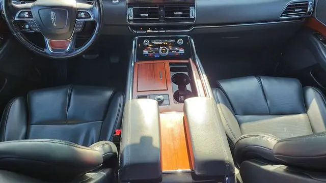 2022 Lincoln Navigator Standard