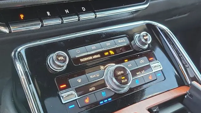 2022 Lincoln Navigator Standard