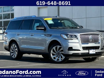 Photo of a 2024 Lincoln Navigator 4X4 Premiere 4DR SUV for sale