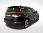 2024 Navigator Thumbnail 3