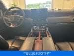 2024 Navigator Thumbnail 9
