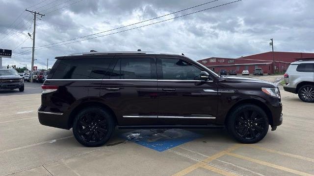 2024 Lincoln Navigator Premiere