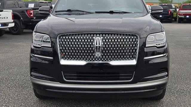 2024 Lincoln Navigator Premiere