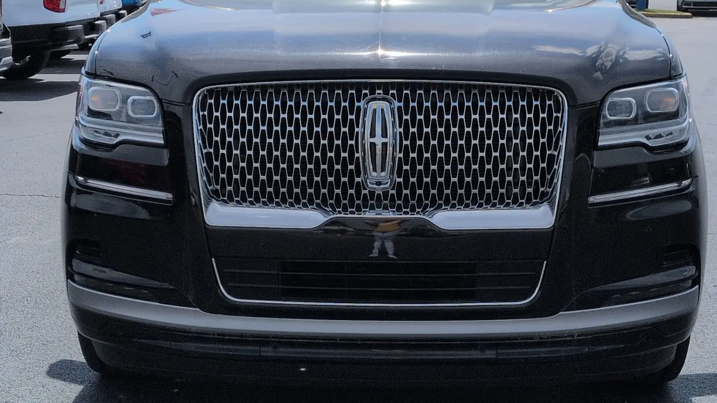 2024 Lincoln Navigator Premiere