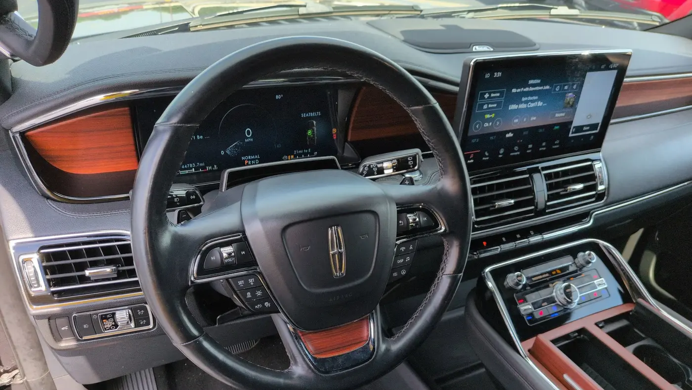 2024 Lincoln Navigator Premiere