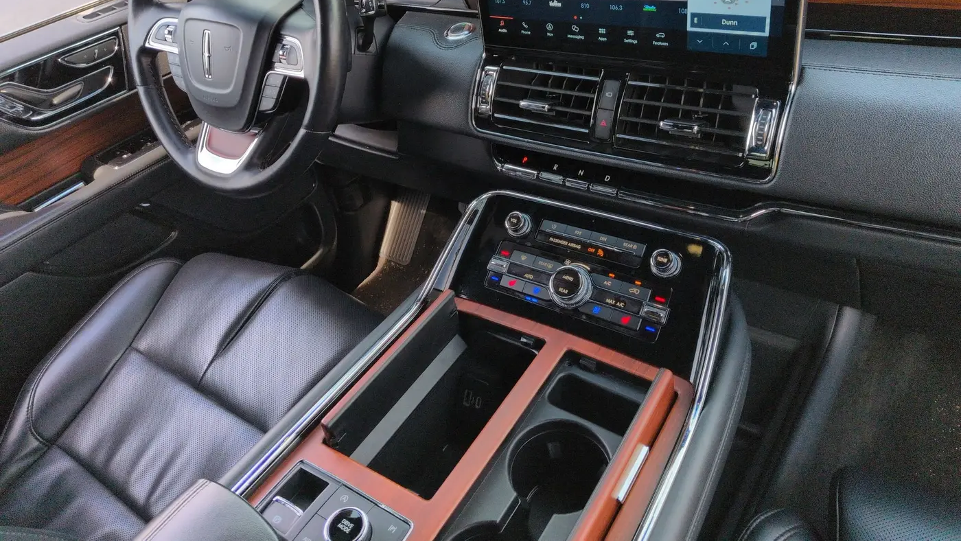 2024 Lincoln Navigator Premiere