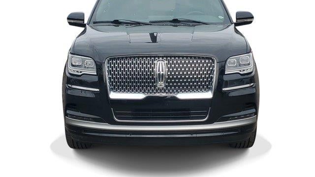 2023 Lincoln Navigator Standard