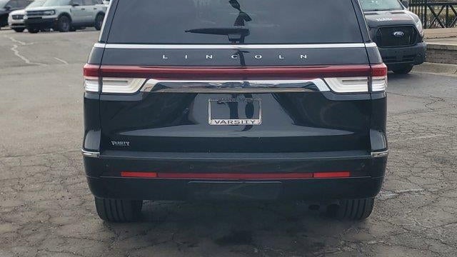 2023 Lincoln Navigator Standard