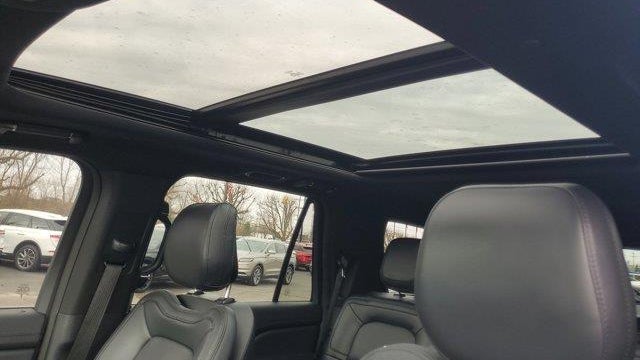 2023 Lincoln Navigator Standard