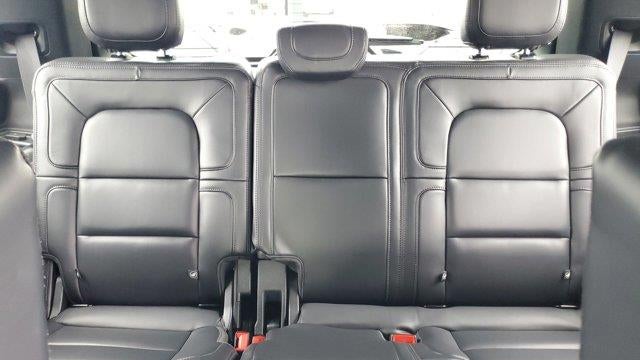 2023 Lincoln Navigator Standard