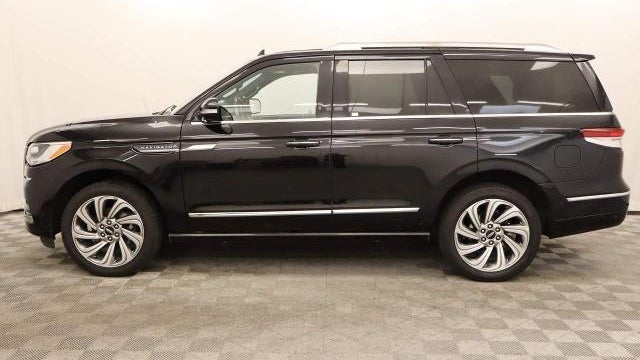 2024 Lincoln Navigator Premiere