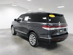 2024 Navigator Thumbnail 7