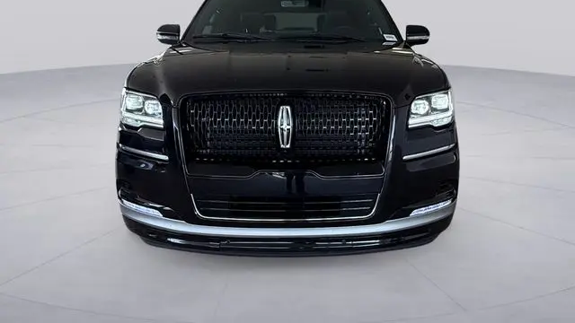 2024 Lincoln Navigator Premiere