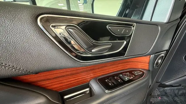 2024 Lincoln Navigator Premiere