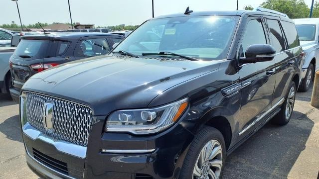 2024 Lincoln Navigator Premiere
